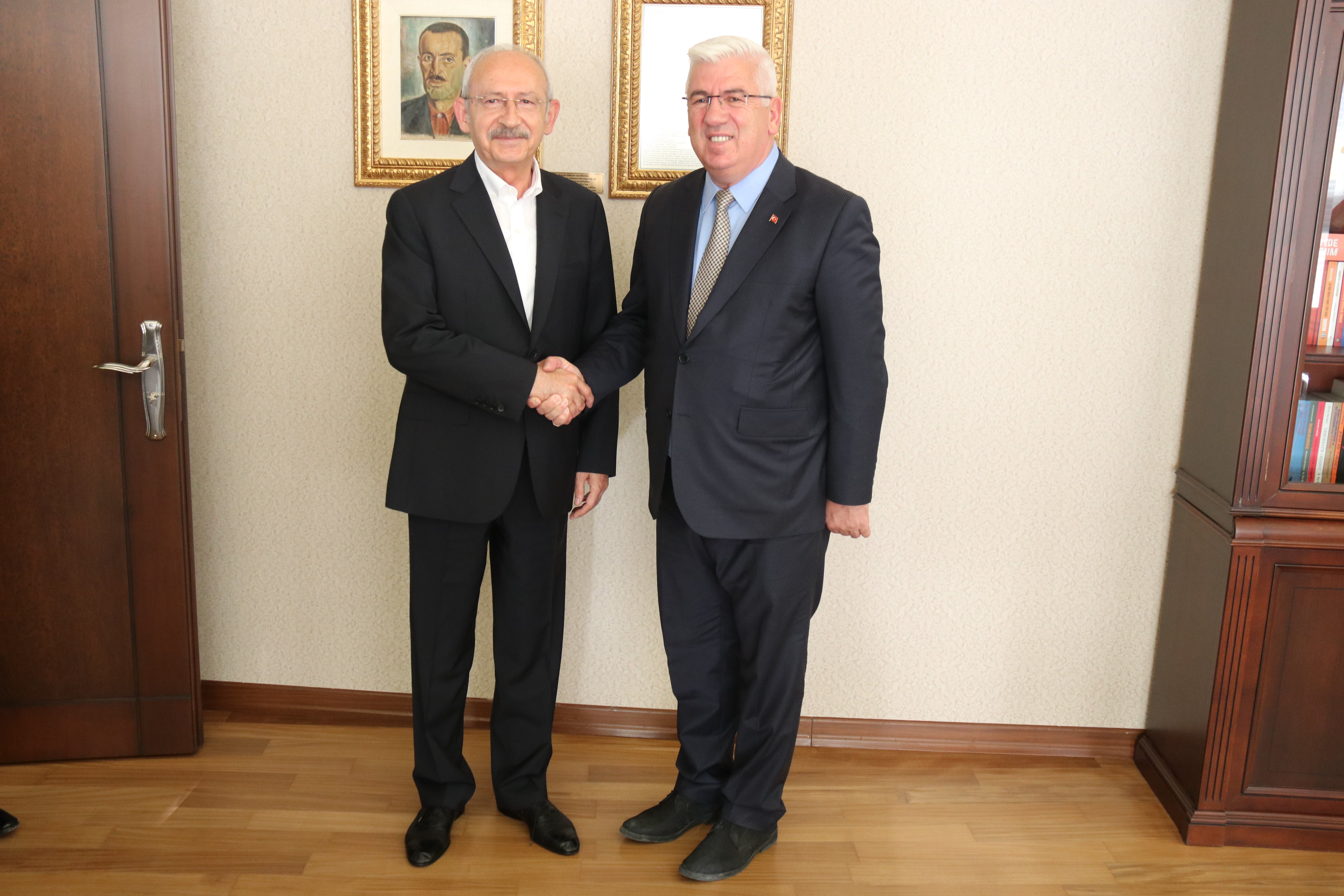 Ergene Belediye Başkanı Rasim Yüksel ve Ergene Velimeşespor CHP Genel Başkanı Kemal Kılıçdaroğlunu Ziyaret Etti