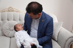 Başkan Çetin’den Yeni Doğan Bebeklere Ziyaret