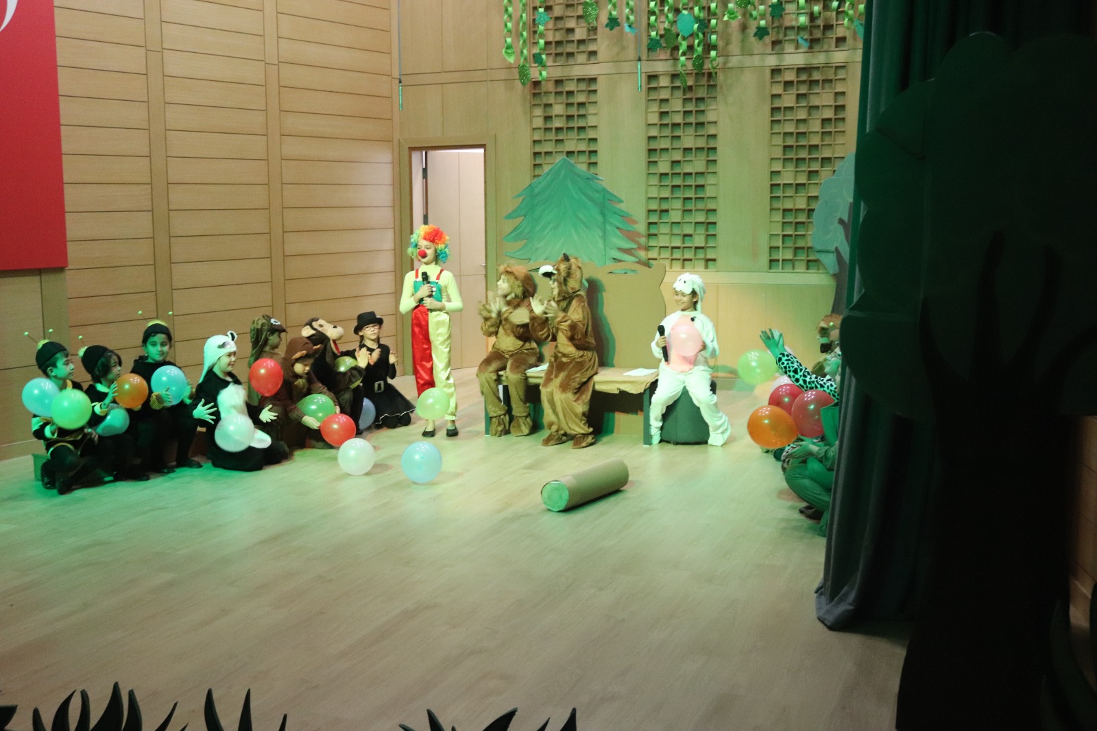 KÜÇÜK TİYATROCULAR BAŞAKŞEHİR OKULLARINDA YETİŞİYOR