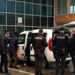 752x395-karantinadan-kacan-suriyeli-aile-otogarda-hes-kodu-ile-bilet-almak-isteyince-yakalandi-1605887912294