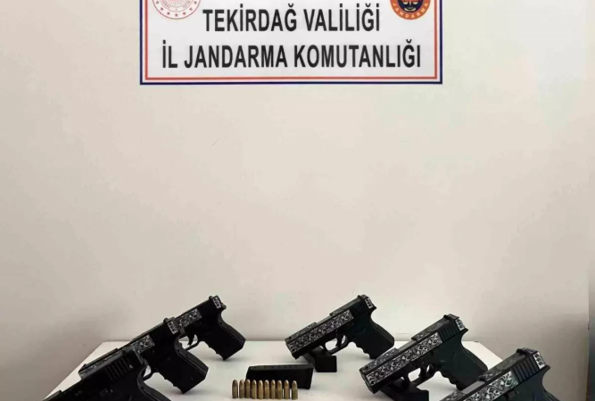 Kapaklı’da Kaçak Tütün ve Silah Operasyonu