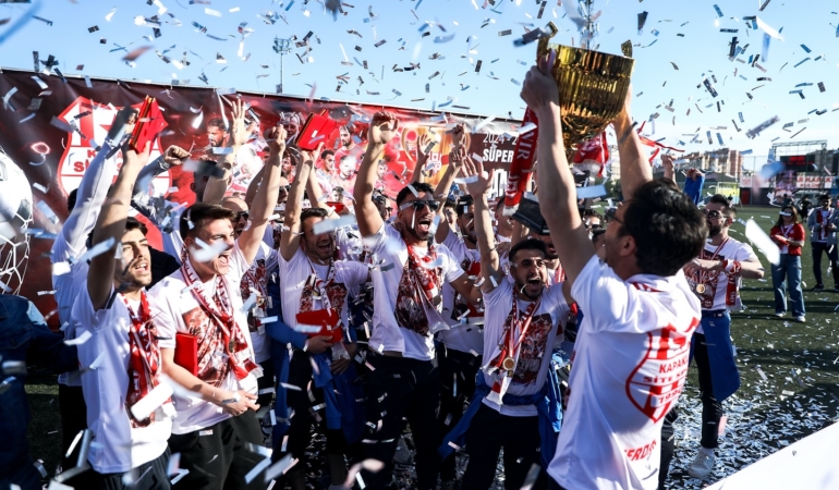 Şampiyon Kapaklı Sitespor