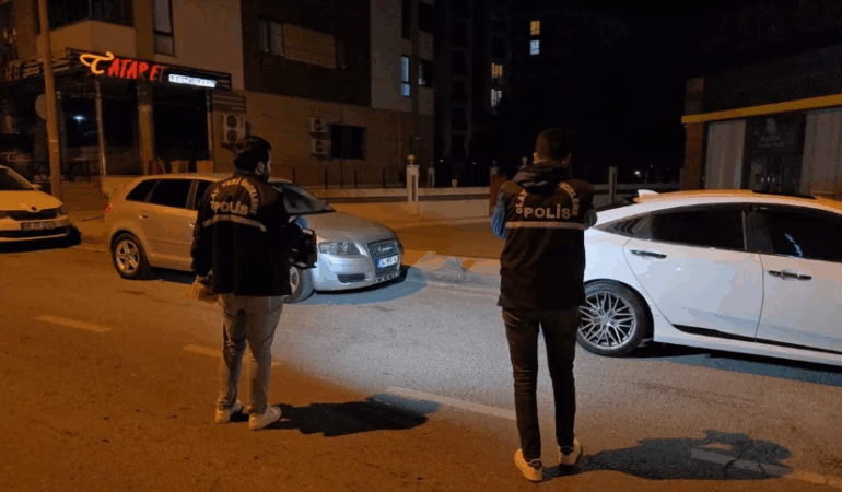 Trafik Tartışmasında Silahlı Gerilim: Havaya Ateş Açan Sürücü Yakalandı