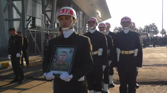 Kahreden Veda: Görev Sırasında Hayatını Kaybeden Er Yusuf Gönlüaçık Toprağa Verildi