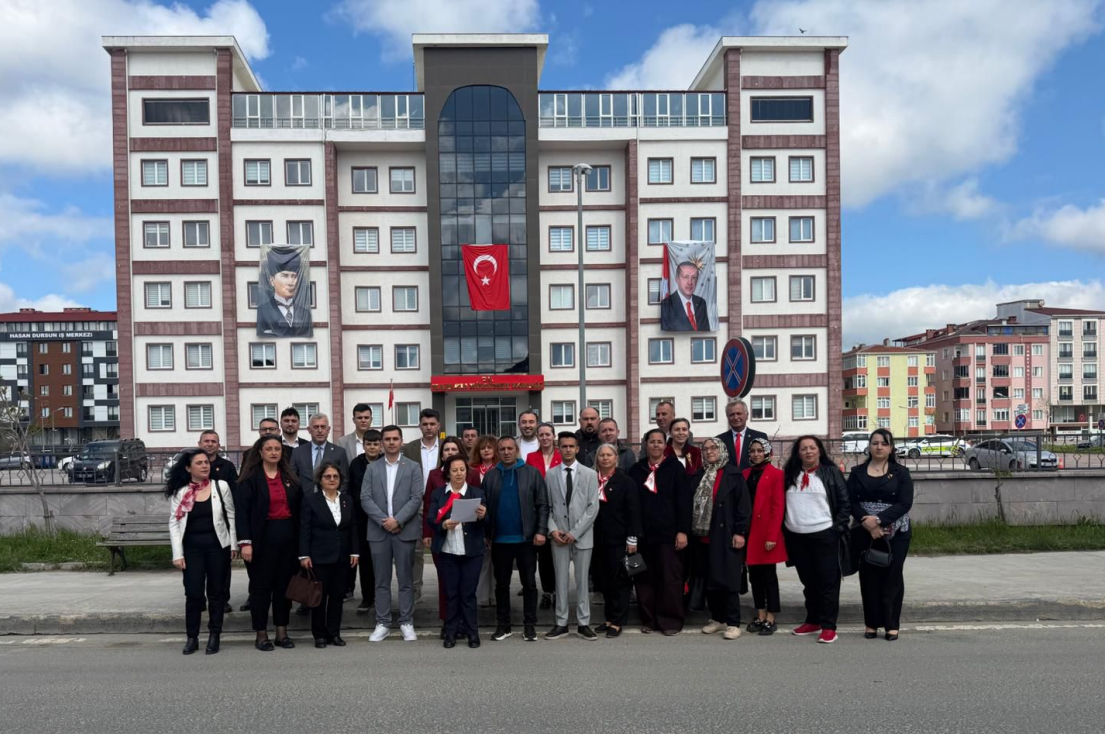“Çocuklar Güvende Değil, Milli Egemenlik Zedeleniyor”