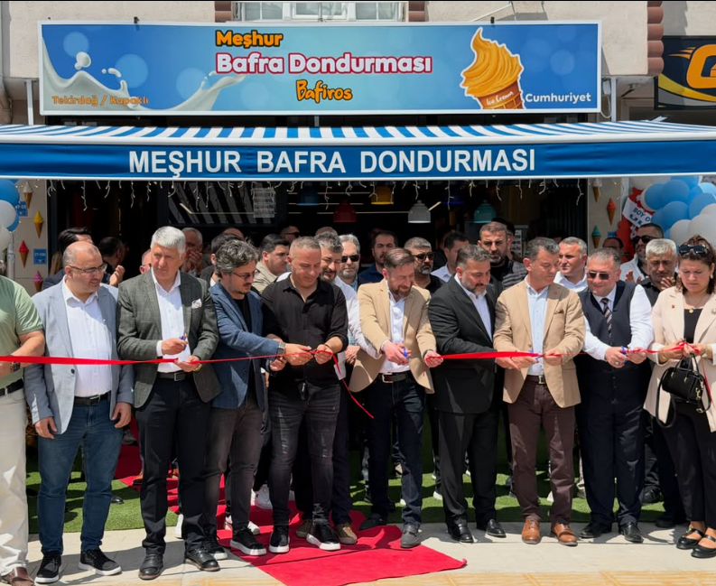 Kapaklı’da Bafiros Dondurma Hizmete Başladı